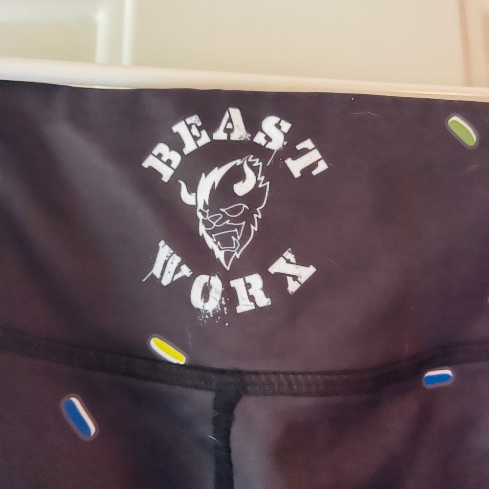 Beast Worx donut skull legging